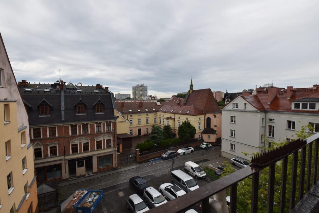 Trzypokojowe mieszkanie w Centrum Opola - zdjęcie 7