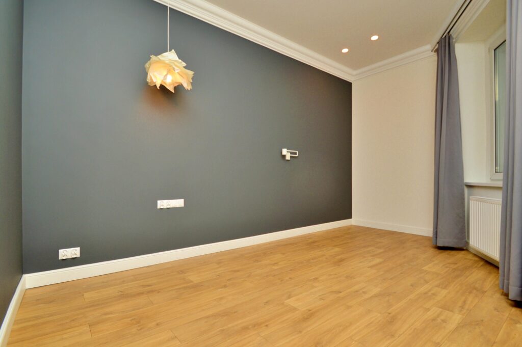 2 pokojowe mieszkanie/centrum/po remoncie/parking - zdjęcie 4