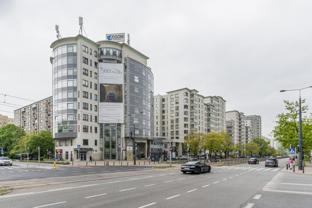 80 m2 z tarasem, komfort pracy w centrum stolicy - zdjęcie 1