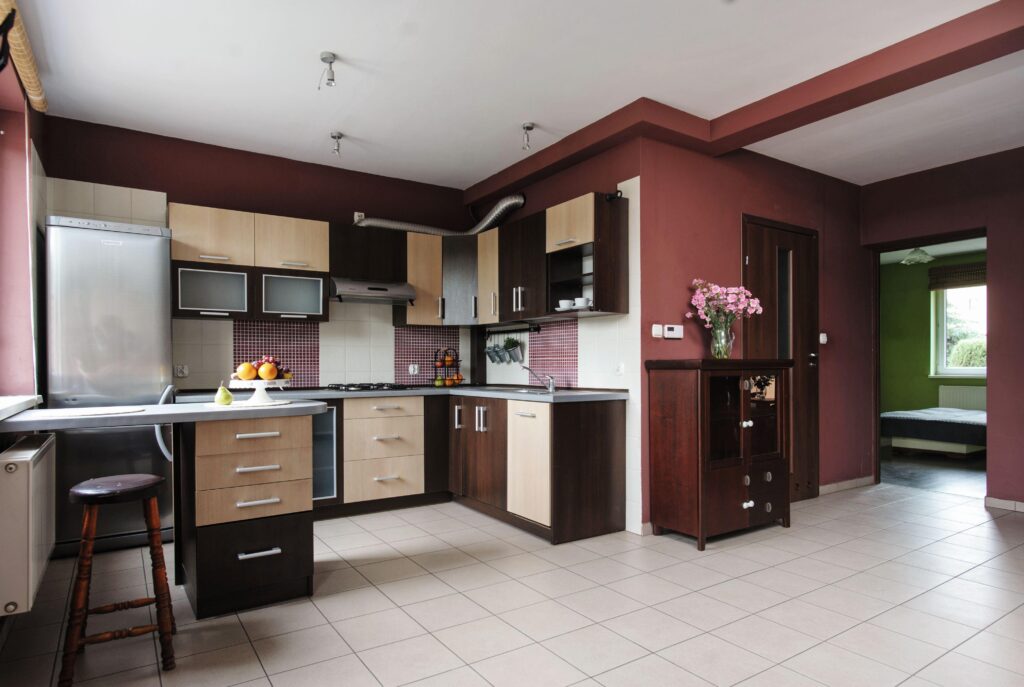 Rezerwacja. Rozkładowe mieszkanie - zdjęcie 5