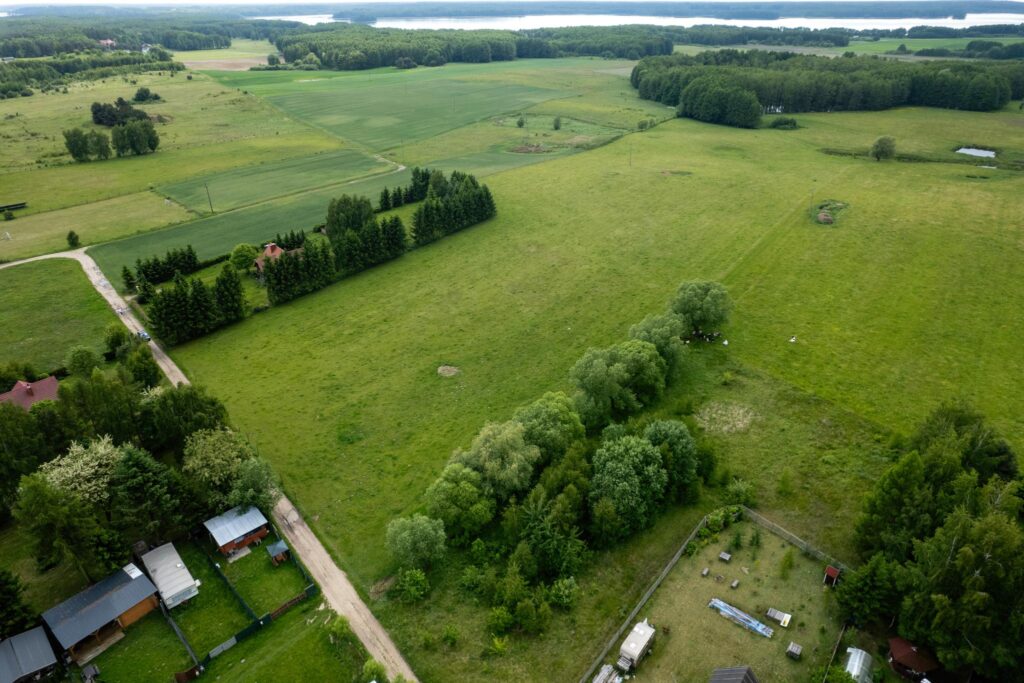 Działka budowlana w pobliżu jeziora Jeziorak - zdjęcie 4
