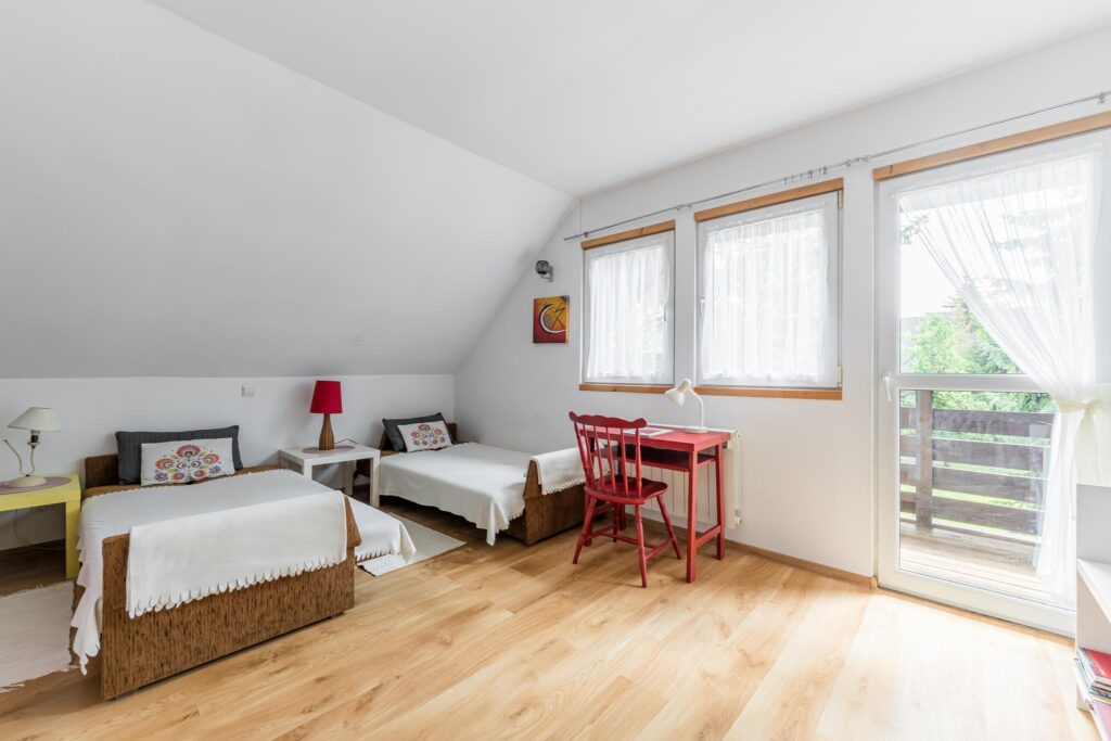 Dom w Piasecznie dla rodziny lub inwestora - zdjęcie 11