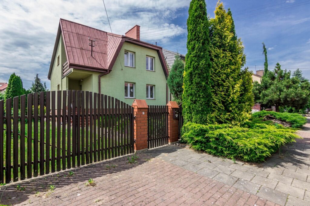 Funkcjonalny dom o pow. 130m2 na działce 388m2 - zdjęcie 17