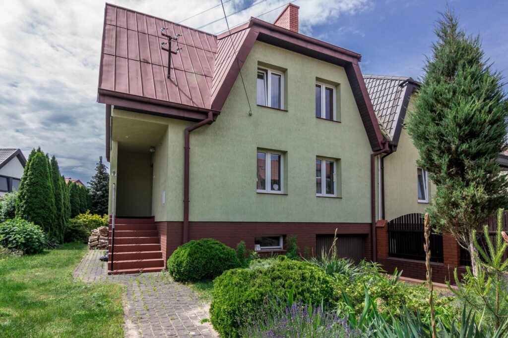 Funkcjonalny dom o pow. 130m2 na działce 388m2 - zdjęcie 16