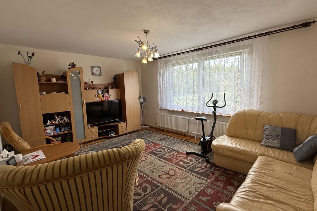 Dom na sprzedaż w Tucznej - zdjęcie 4