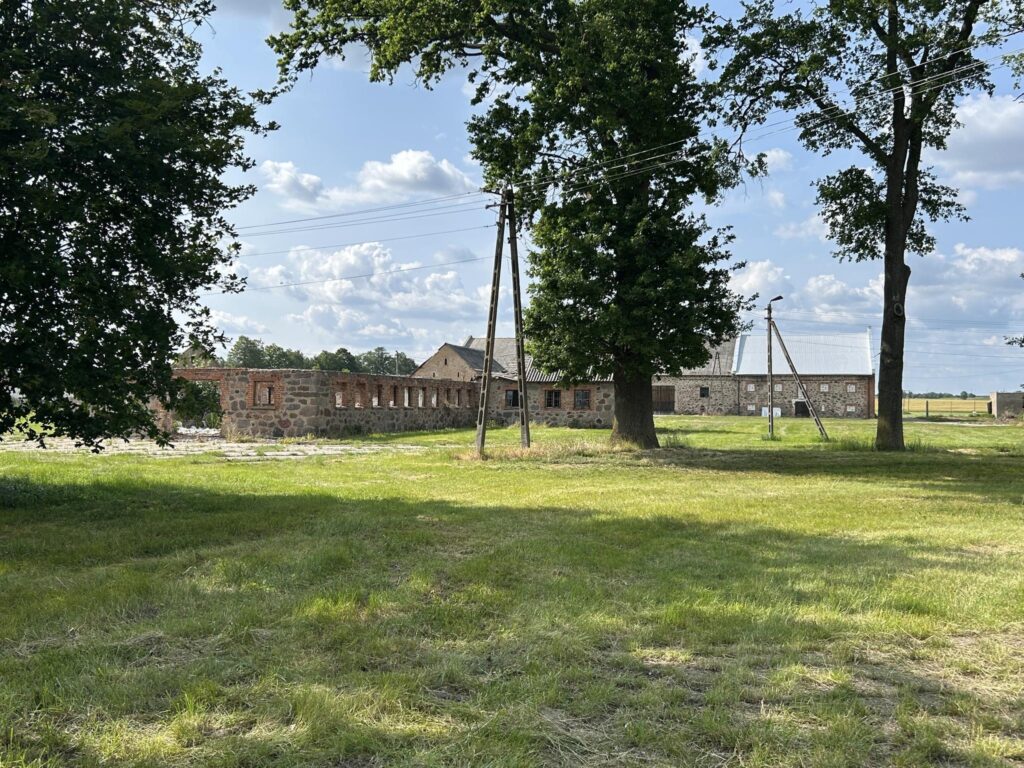 Na sprzedaż nieruchomość w Słuczu gm. Radziłów - zdjęcie 5