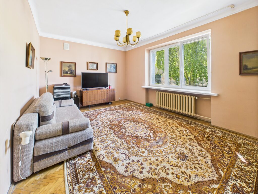 Na sprzedaż 2-pokojowe mieszkanie 53m² ul. Szkolna - zdjęcie 1