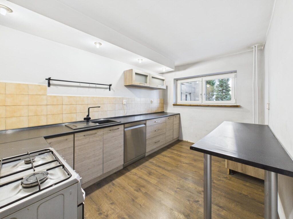 Mieszkanie z balkonem blisko Centrum - zdjęcie 1