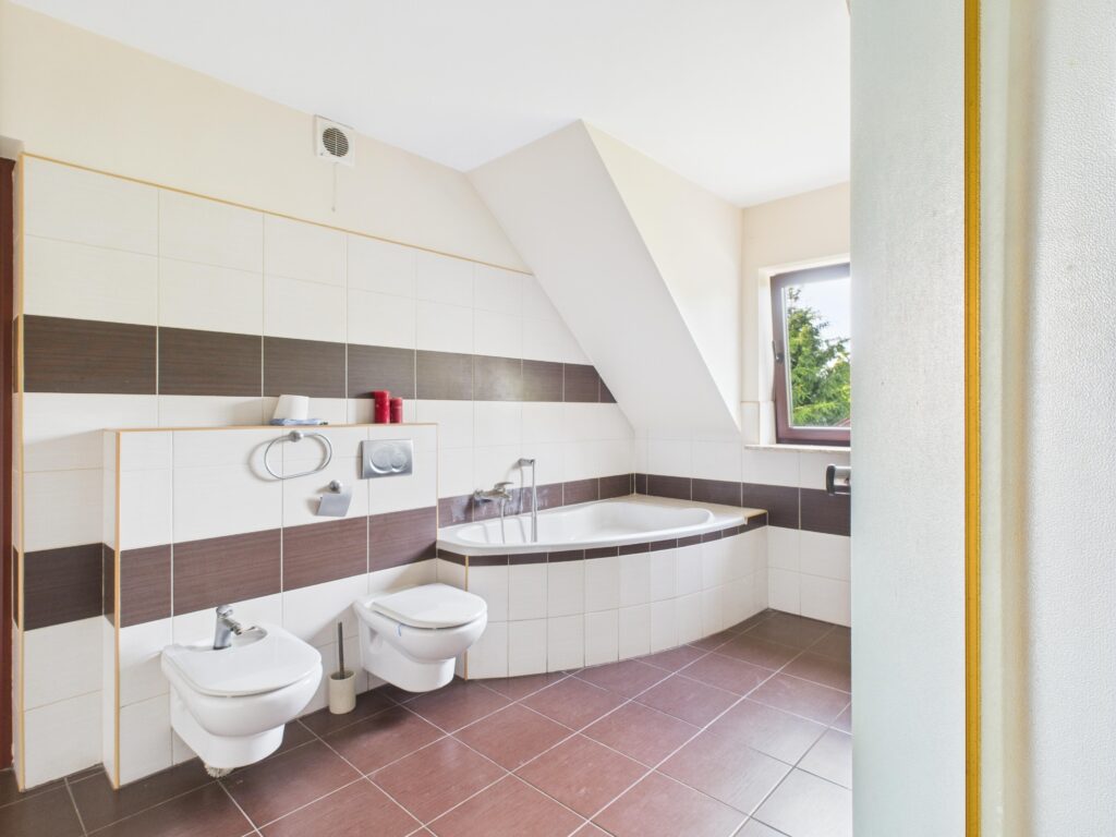 Dom 7-pokojowy 190m2 Radawiec, Konopnica - zdjęcie 19