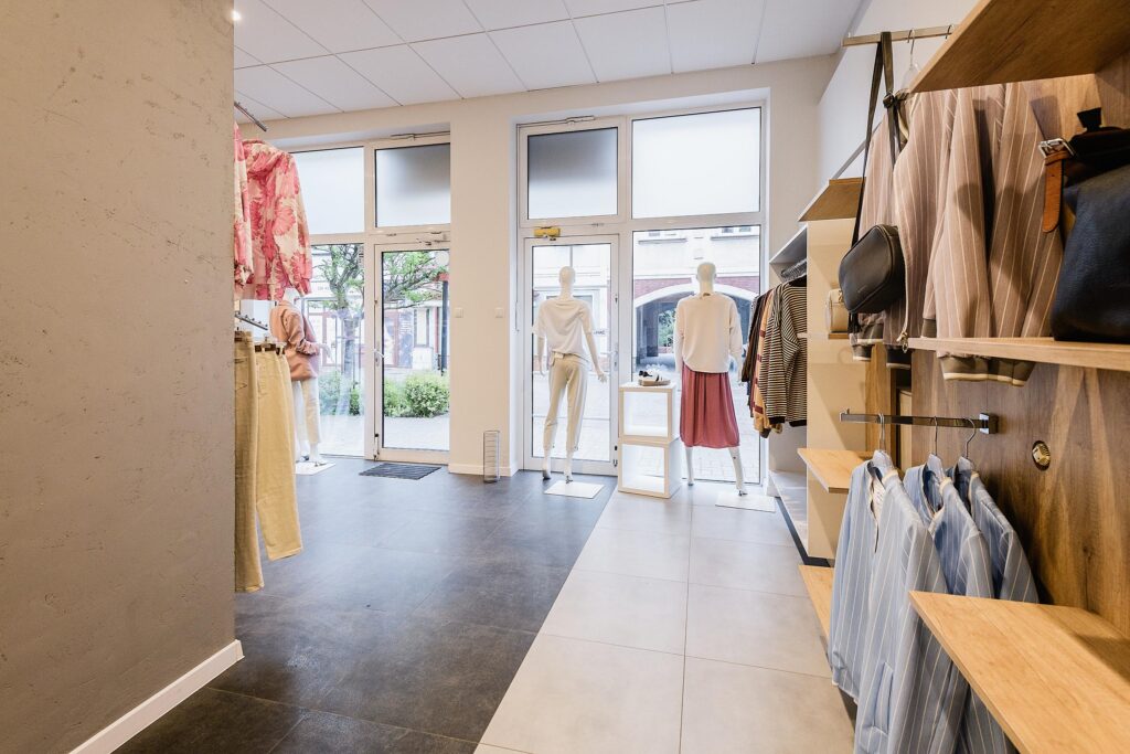 Lokal usługowy o powierzchni 102 m2 w Ostródzie - zdjęcie 4