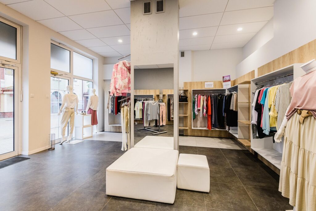 Lokal usługowy o powierzchni 102 m2 w Ostródzie - zdjęcie 3