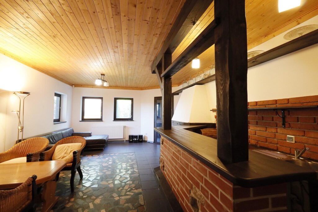 Dom całoroczny nad jeziorem - zdjęcie 15