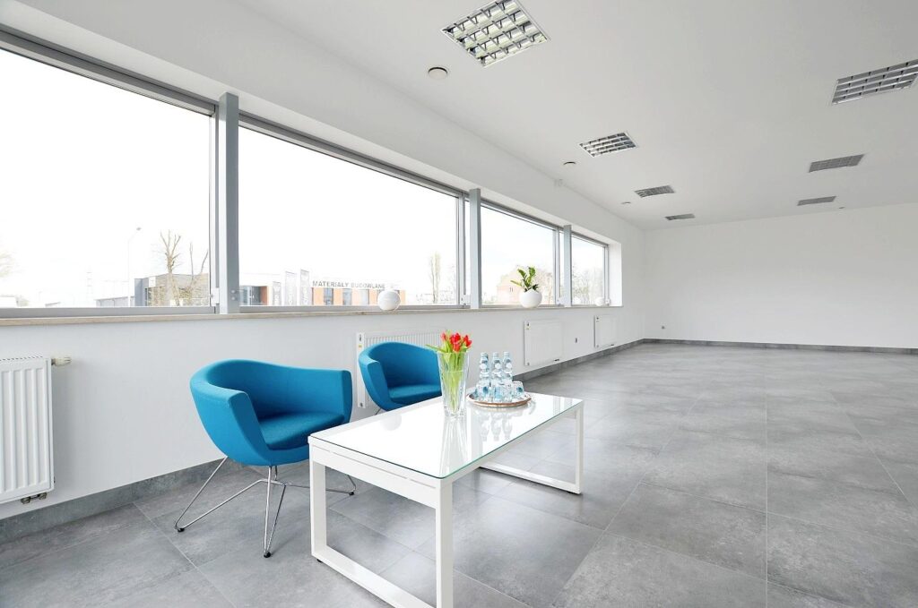 Nowoczesny lokal biurowy w uczciwej cenie - zdjęcie 1