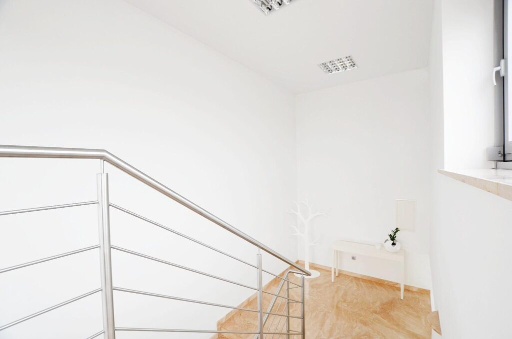 Nowoczesny lokal biurowy w uczciwej cenie - zdjęcie 12