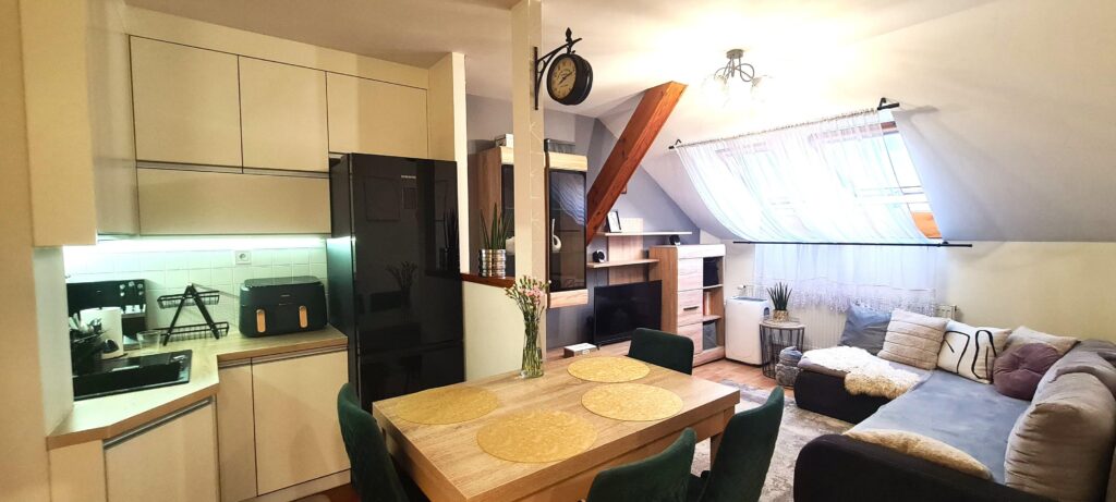 Mieszkanie na sprzedaż - zdjęcie 2