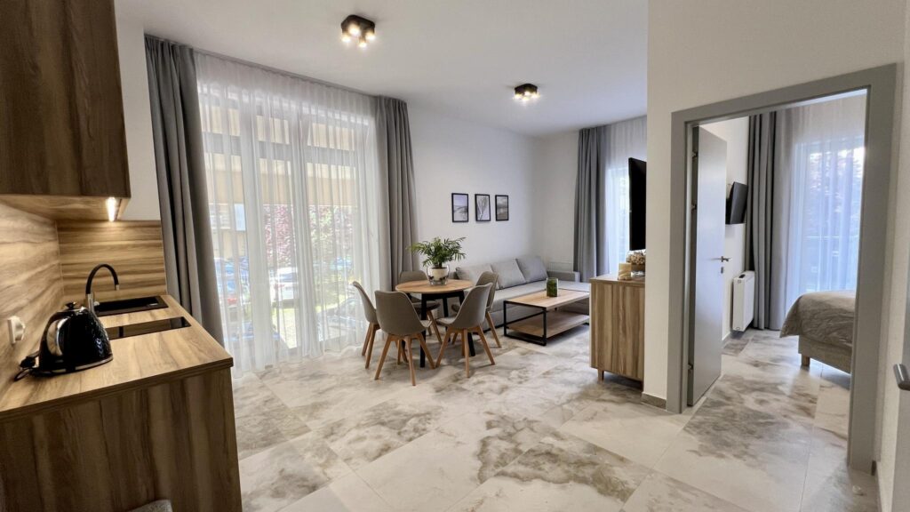 Bardzo atrakcyjny apartament przy promenadzie. - zdjęcie 1