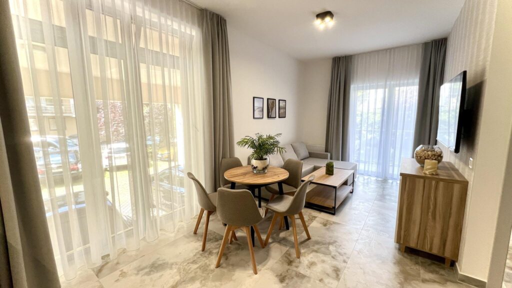 Bardzo atrakcyjny apartament przy promenadzie. - zdjęcie 3