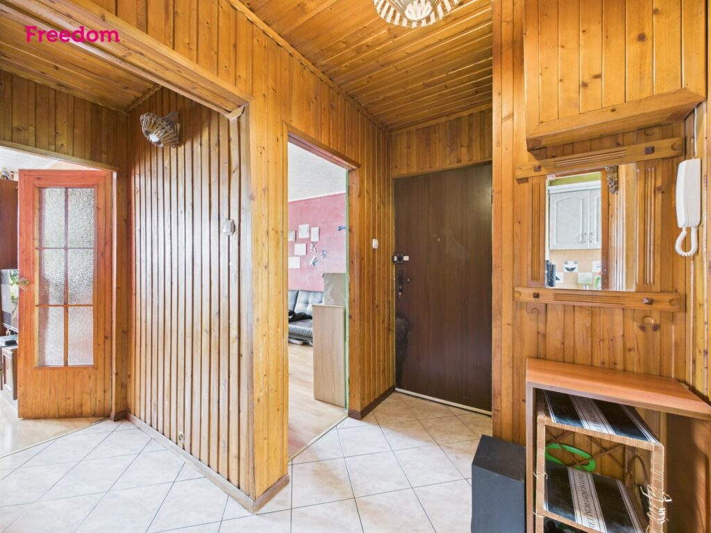 3-pokoje, potencjał w zielonej i spokojnej okolicy - zdjęcie 10