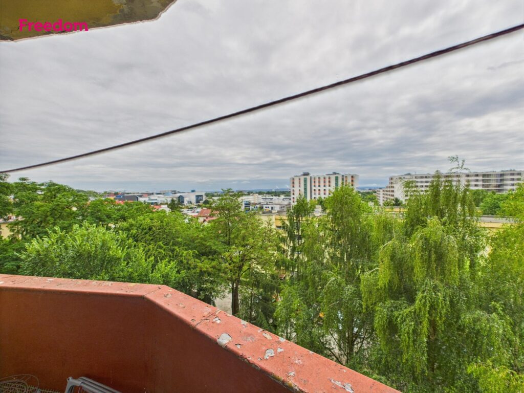 3-pokoje, potencjał w zielonej i spokojnej okolicy - zdjęcie 13