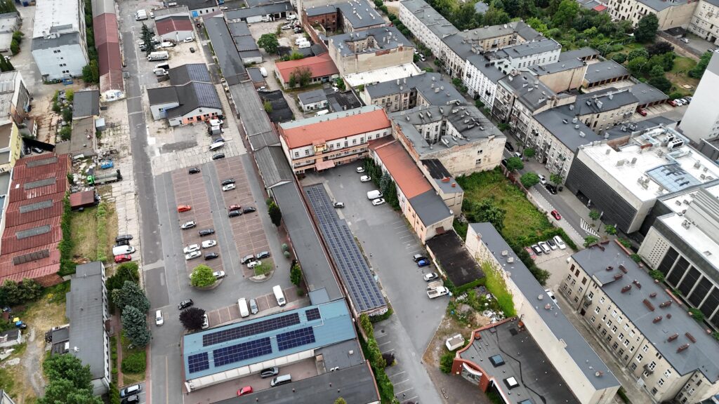 Kompleks magazynowo-biurowy w centrum miasta - zdjęcie 3