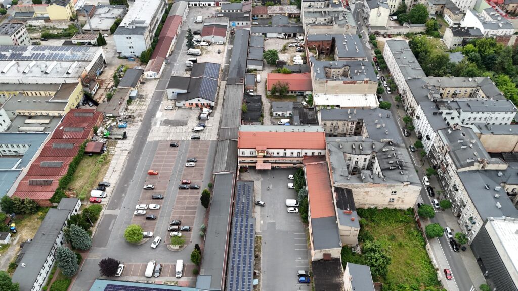 Kompleks magazynowo-biurowy w centrum miasta - zdjęcie 4