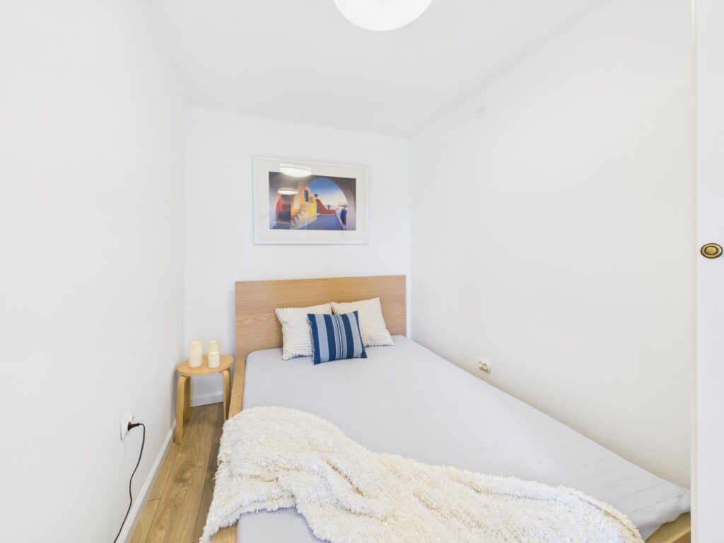 Przestronne 2-pokoje z balkonem - obok AWF/ASP/UE - zdjęcie 3