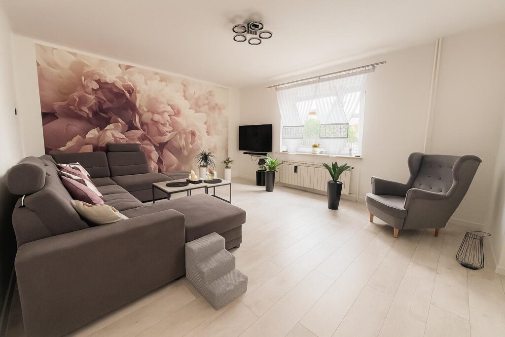 Dwa piękne domy na urokliwej działce - zdjęcie 8