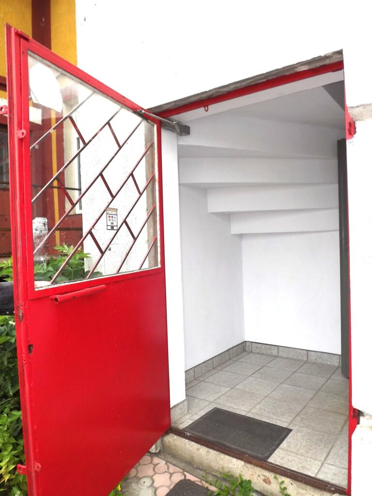 Dwa lokale użytkowe w Olsztynku z potencjałem - zdjęcie 6