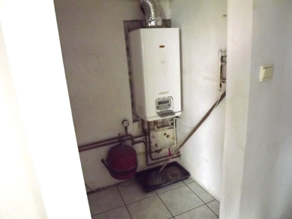 Dwa lokale użytkowe w Olsztynku z potencjałem - zdjęcie 15