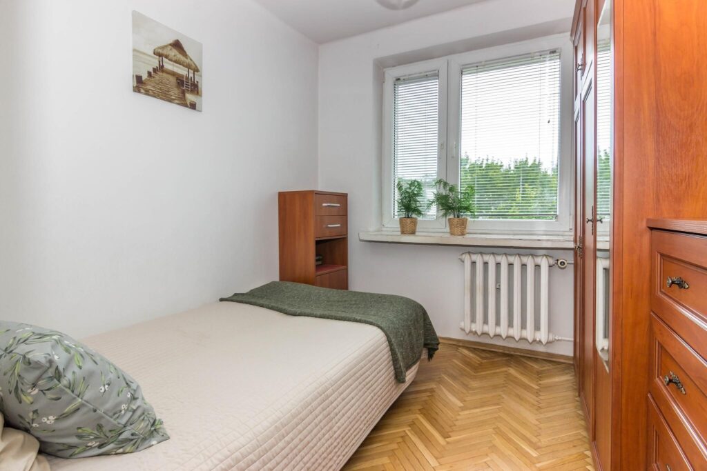 3 pokoje, cegła, blisko centrum, 47 m2 - zdjęcie 3