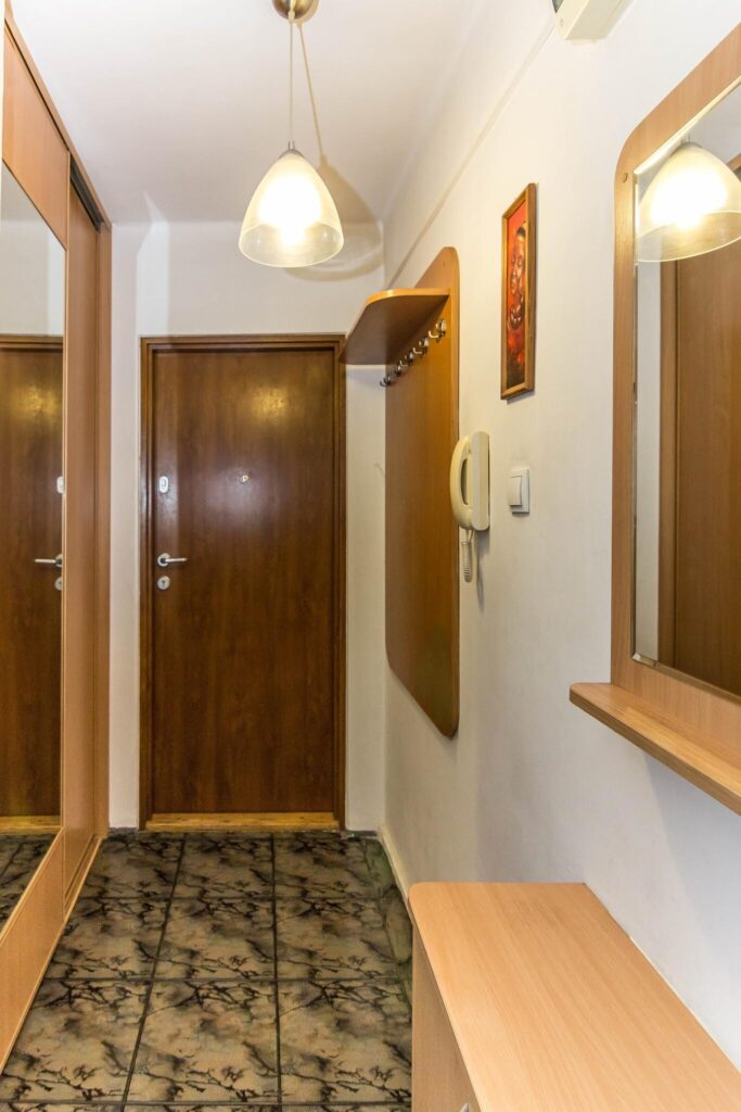 3 pokoje, cegła, blisko centrum, 47 m2 - zdjęcie 2