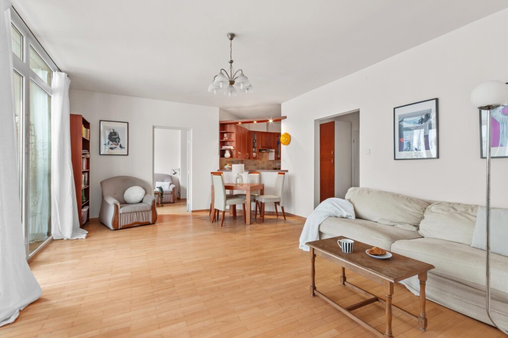 Przestronny apartament na Powiślu z loggią - zdjęcie 1