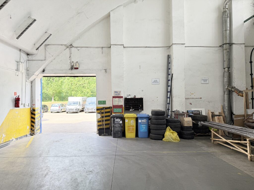 Hala magazynowa + biuro - zdjęcie 2