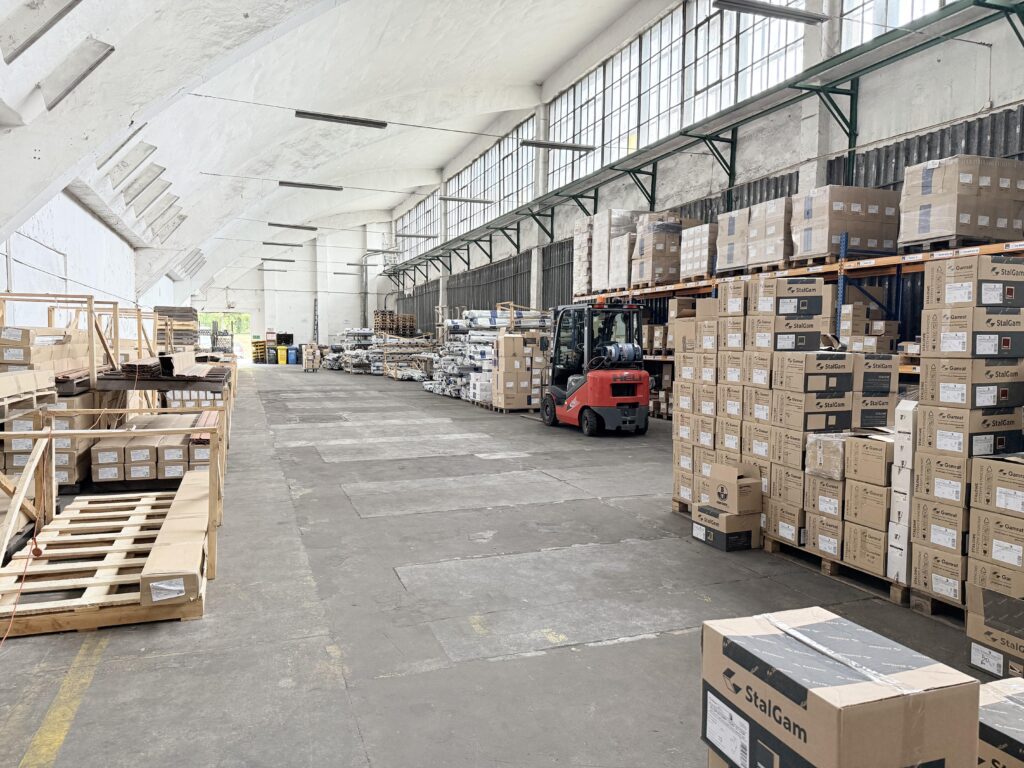 Hala magazynowa + biuro - zdjęcie 3