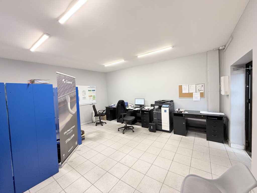 Hala magazynowa + biuro - zdjęcie 5