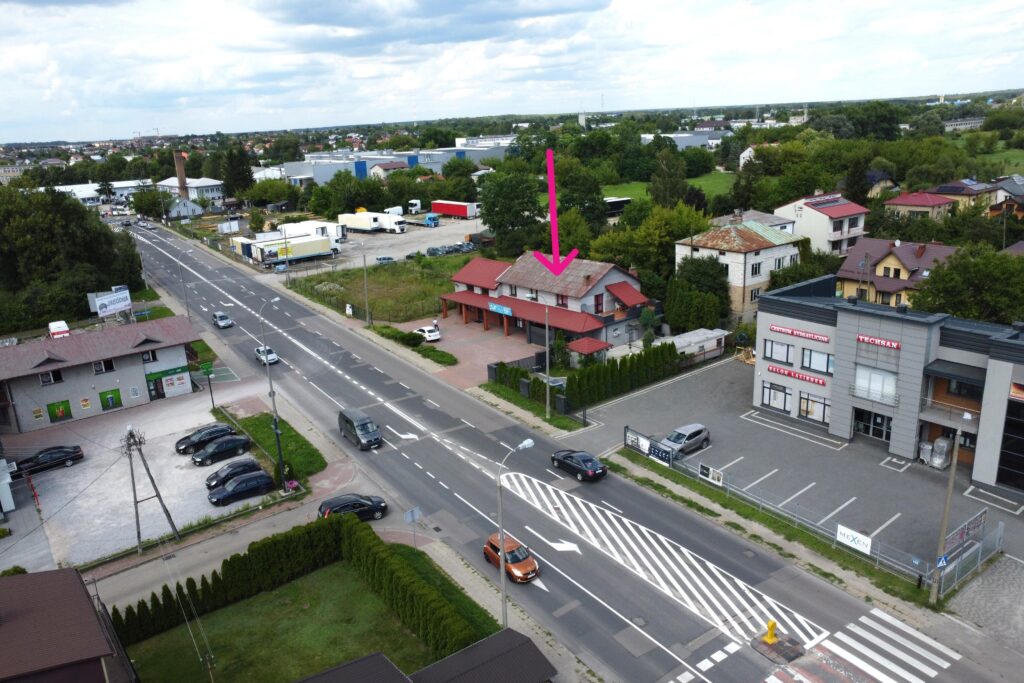 Dom z częściową użytkową Al. Jana Pawła II - zdjęcie 3