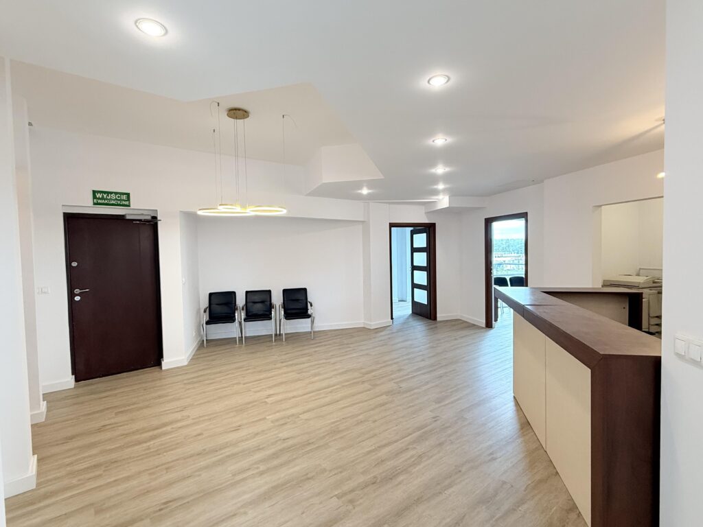 Lokal Warszawa Wesoła 152 m2 przy obwodnicy - zdjęcie 2