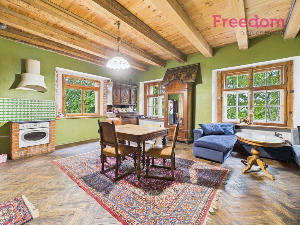 Stylowe siedlisko z duszą i historią - zdjęcie 7