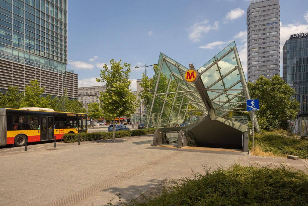 2 pokoje, widok na Pałac Kultury, balkon, Metro - zdjęcie 14