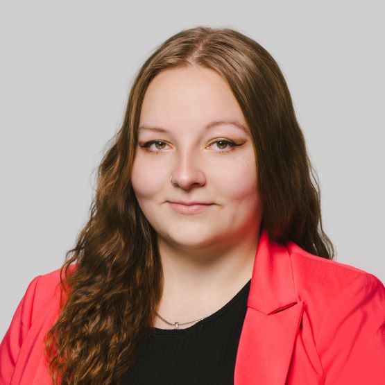 Paulina Januszkiewicz - Agent Nieruchomości - Freedom