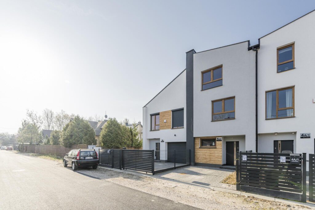 Dom Marki 170 m², doskonała lokalizacja - zdjęcie 3