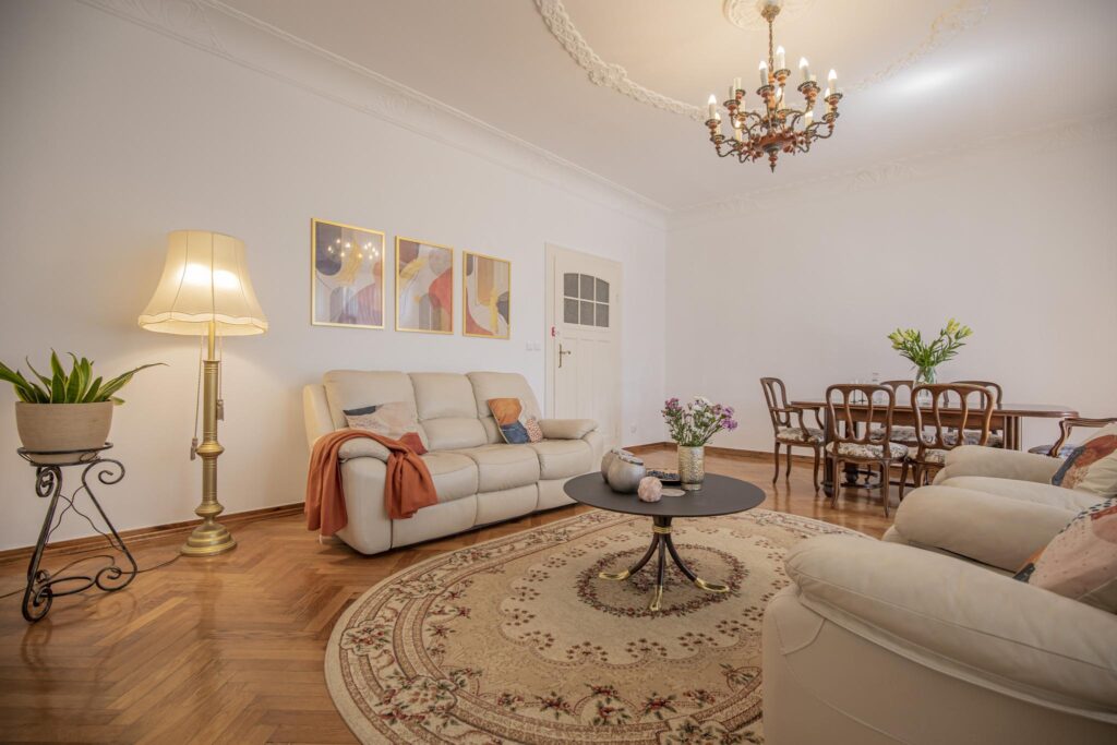 Wyjątkowy 5-pokojowy apartament w kamienicy - zdjęcie 5