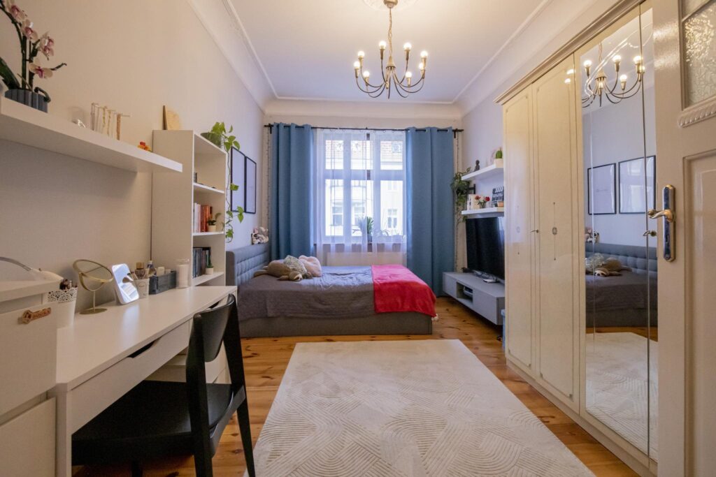 Wyjątkowy 5-pokojowy apartament w kamienicy - zdjęcie 14