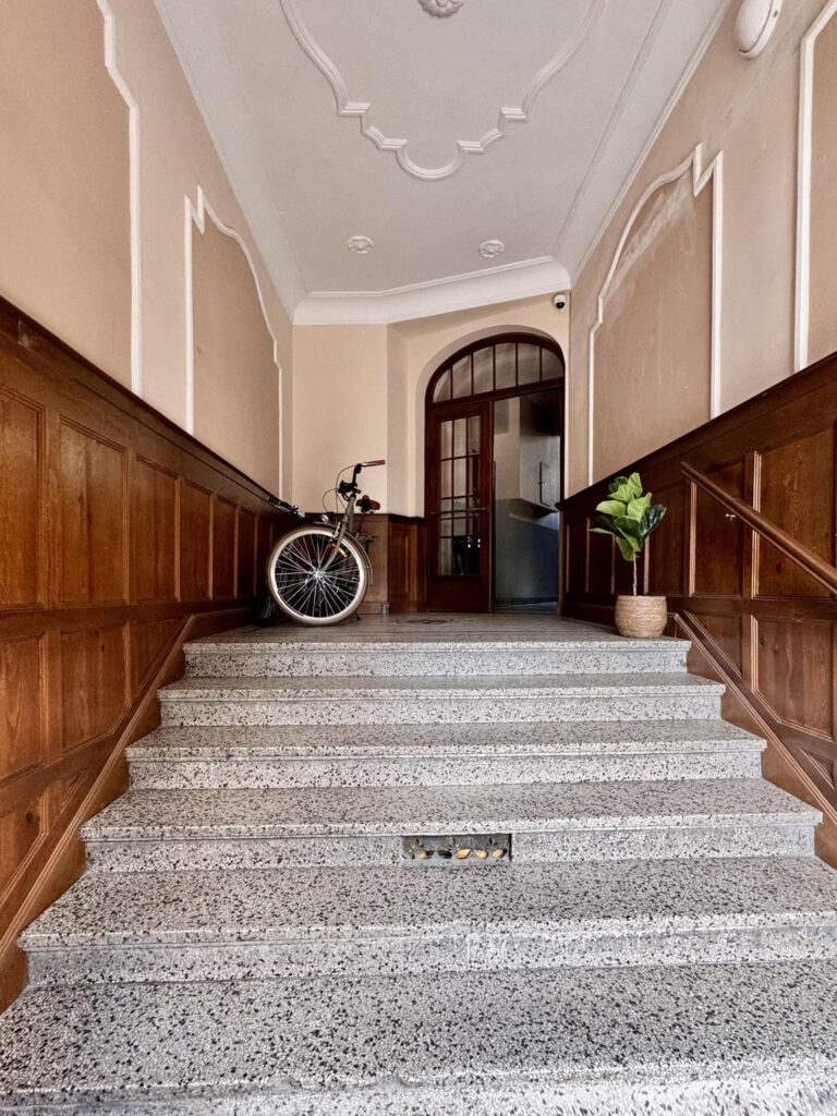 Wyjątkowy 5-pokojowy apartament w kamienicy - zdjęcie 19