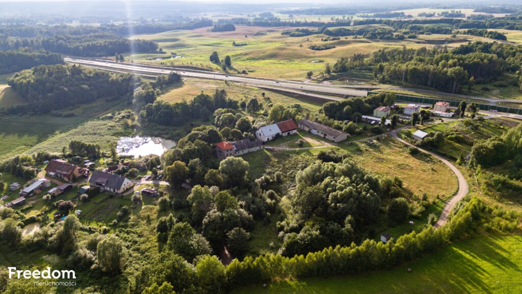 Stylowe siedlisko z duszą i historią - zdjęcie 24