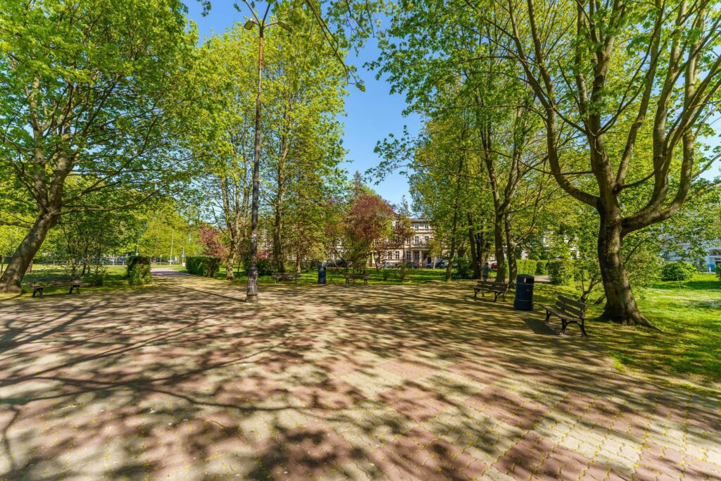 Przestronne, ładne i zadbane mieszkanie - zdjęcie 7