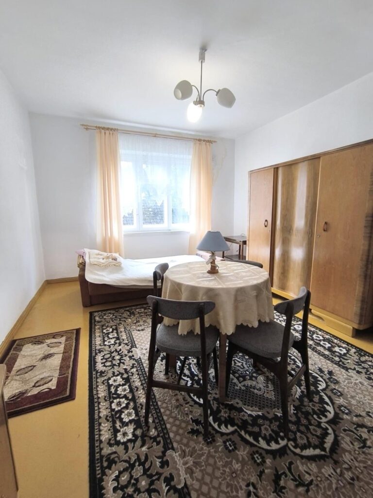 Parter domu z dodatkową przestrzenią - zdjęcie 3