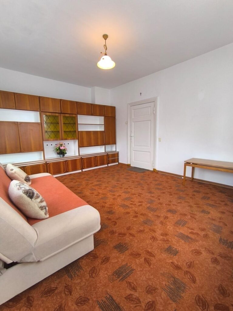 Parter domu z dodatkową przestrzenią - zdjęcie 4