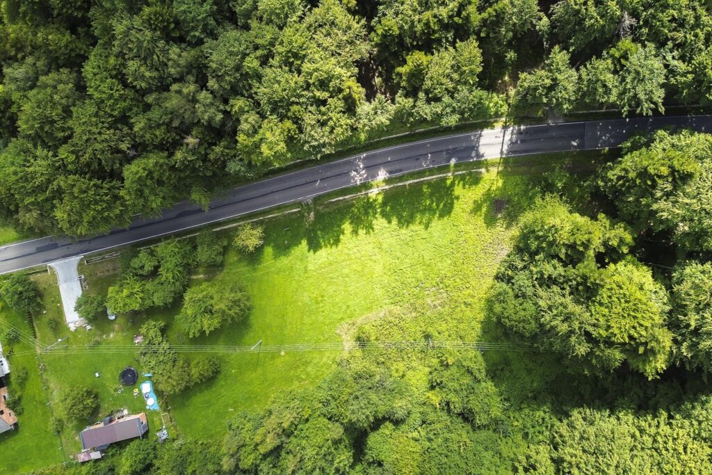 Działki budowlane wśród zieleni - zdjęcie 3