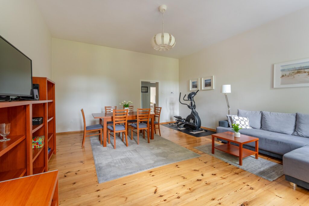 Przestronne, ładne i zadbane mieszkanie - zdjęcie 2